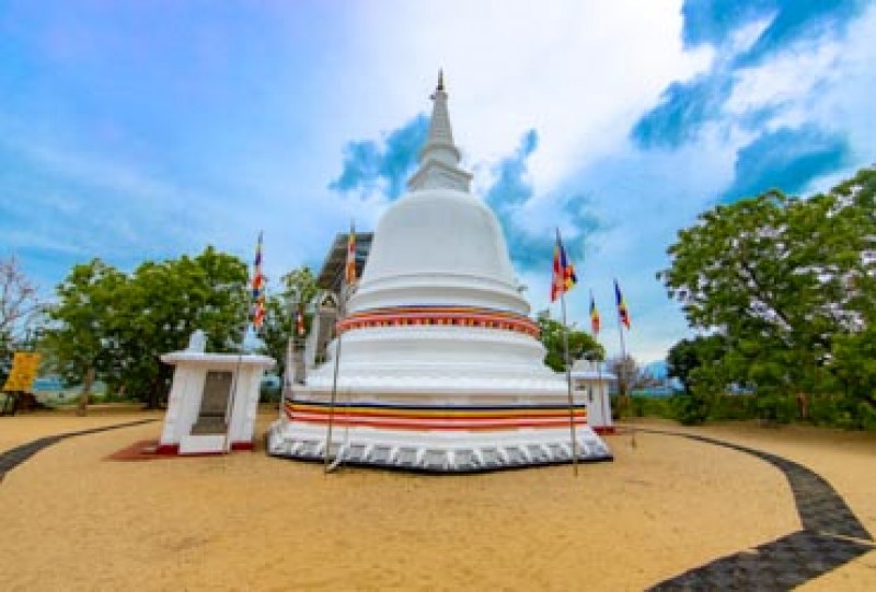Buddhangala Rajamaha Viharaya | Gateway to East