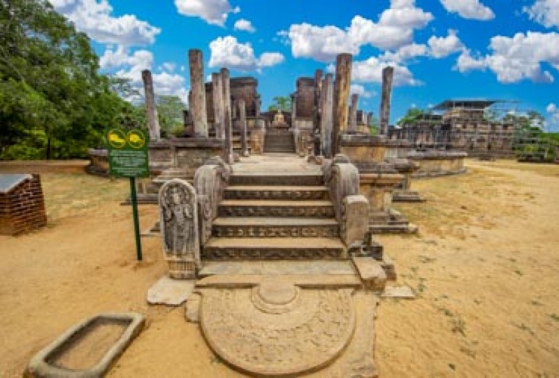 Polonnaruwa Vatadage | Gateway to East