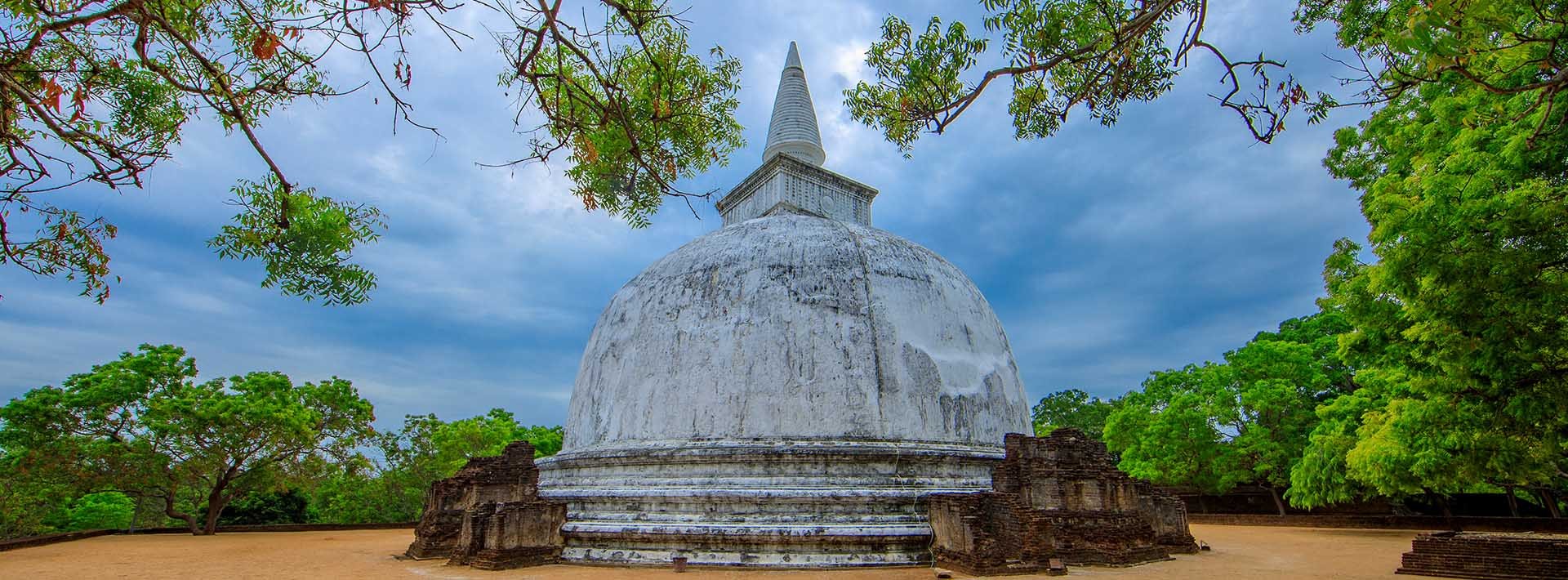 Majestic stupas! | Gateway to East